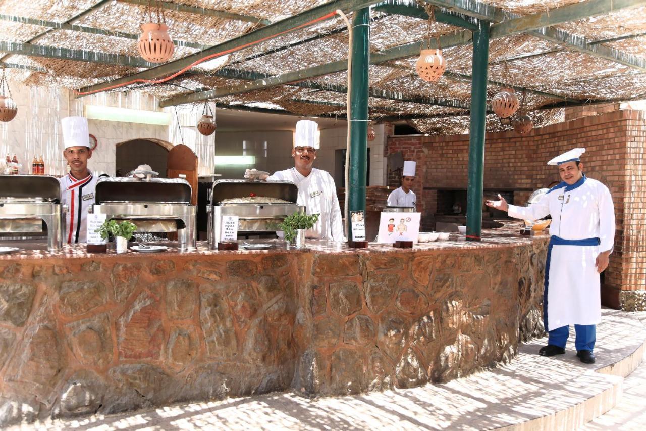 Pensee Royal Garden Beach Resort El Qoseir Esterno foto